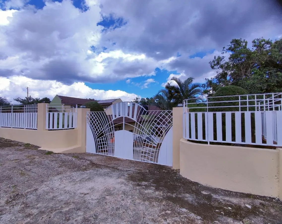 Apartamento Gables Vacation Rentals With Private Gated Parking Onsite Knockpatrick